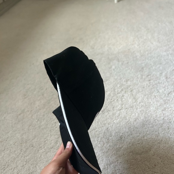 Apple Black Cap with White Logo - Picture 3 of 3